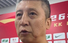 中国男篮今晚将迎战实力强劲的塞尔维亚球队，郭士强亲自挂帅，强调以赛代练，全面考察年轻球员表现，备战接下来的重要赛事